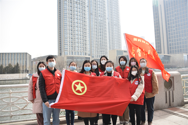 2022年头，，公司学雷锋自愿效劳队开展运动.jpg
