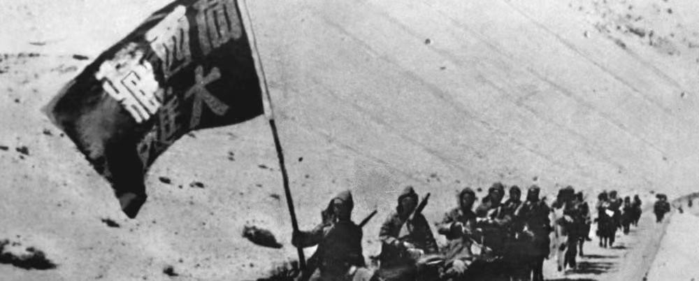 1950年头，，，，，，中共中央和中央军委指示西南局担负进军西藏的使命。。。。重庆制药厂(西南药业的前身)接受西南军区后勤部军药处为解放西藏所需3000万粒行军丹的妄想。。。。全厂职工夜以继日，，，，，，准时完成使命，，，，，，受到西南军区夸奖。。。。.jpg