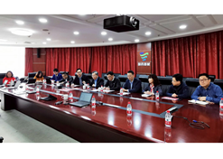 2020年1月23日，，，国药集团新冠肺炎疫情应急供应总指挥部总指挥刘敬桢通宵在中国医疗器械有限公司召开中央医药储备物资应急供应会